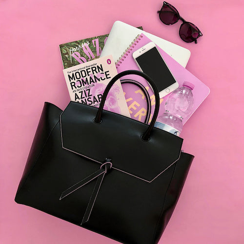 In the Bag: What fits inside my Loren tote